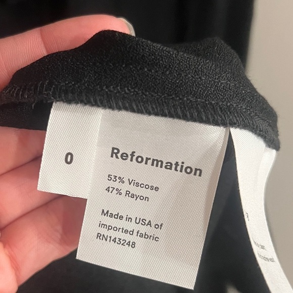 REFORMATION Women’s Black Short Sleeve V-Neck Button Down Tie Back Midi Dress - Picture 4 of 6